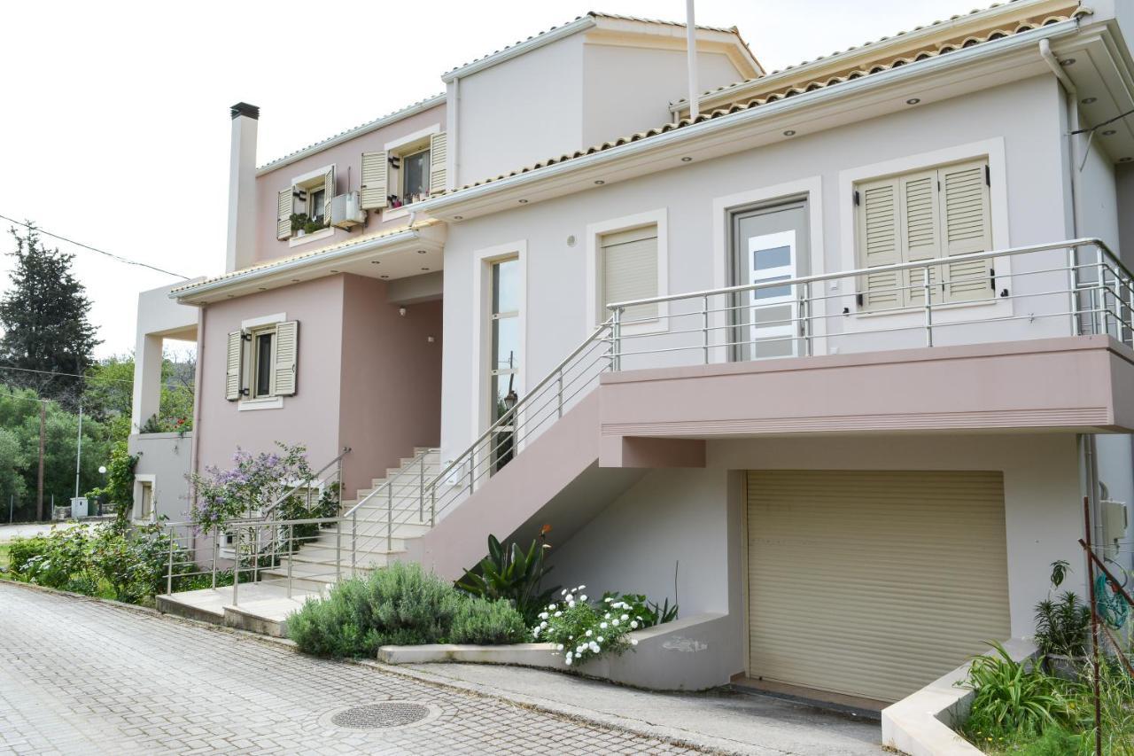 Il Segreto Di Varda Apartment Apolpaina Exterior photo